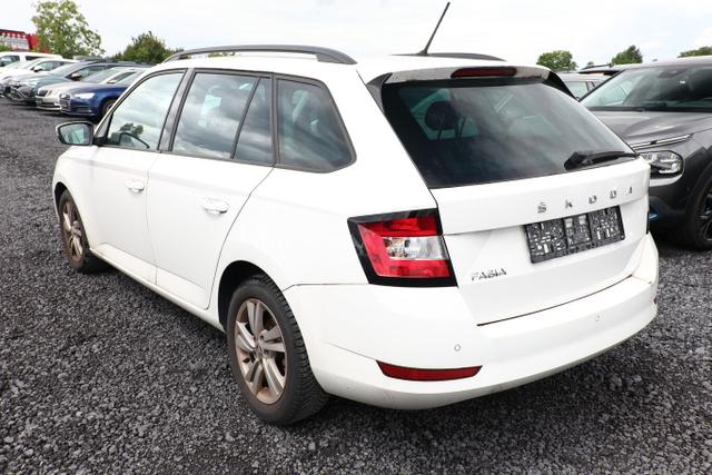 Skoda Fabia Combi Ambition 1.0 TSI 95 DSG PDC SmLi SHZ 