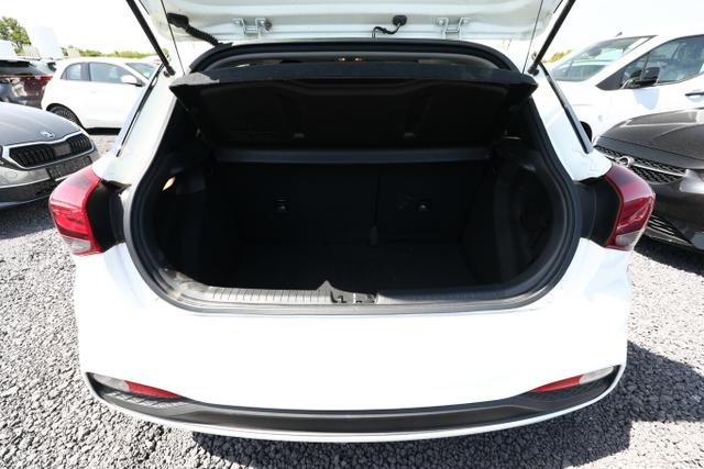 Hyundai i20 Select 1.2 84 Klimaanlage Radio 