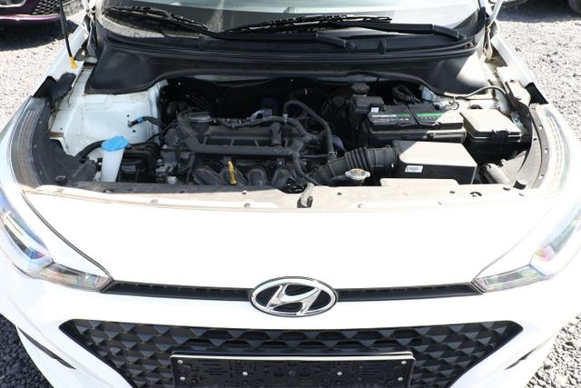 Hyundai i20 Select 1.2 84 Klimaanlage Radio 