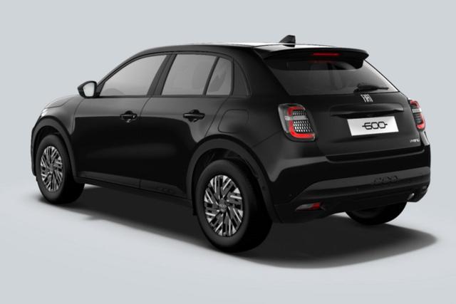 Fiat 600 - MHEV 145 DCT Nav 2xPDC Kam Keyl SHZ LED CarP