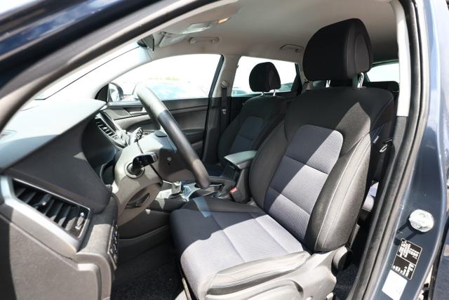 Hyundai TUCSON Advantage 1.6 177 4WD Nav PDC LM17Z KeyL 