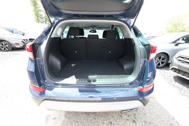 Hyundai TUCSON Advantage 1.6 177 4WD Nav PDC LM17Z KeyL 