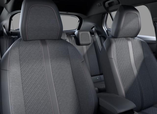 Peugeot 2008 Allure 100 Nav 360° Allwetter Keyl SHZ PDC 
