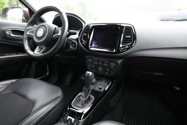 Jeep Compass Limited 1.4 MultiAir 170 Aut 4WD LED Nav 