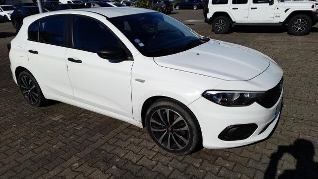 Fiat Tipo 5-Türer - POP 1.4 95 Tempomat PDC Klimaanlage LM17Z