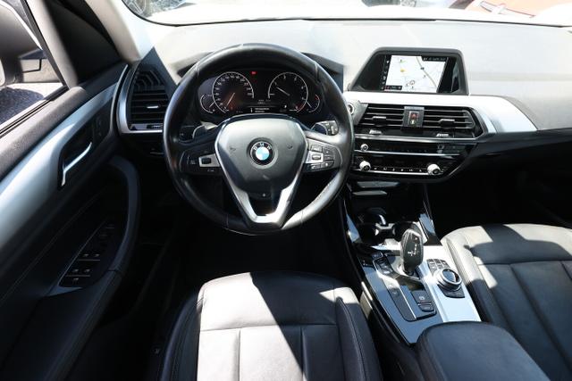 BMW X3 xDrive20d Leder LED Nav AHK Kam SHZ 18Z 