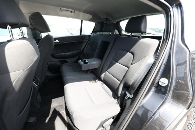 Kia Sportage Active 1.7 CRDi 116 AHK Nav PDC Temp 