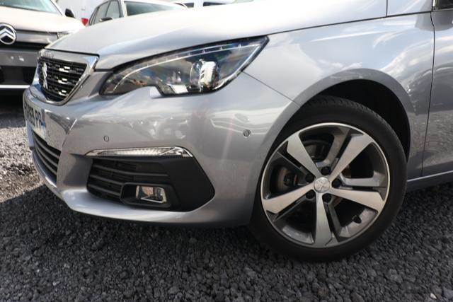Peugeot 308 SW Allure 1.2 PureTech 130 Nav SHZ PDC KeyL 