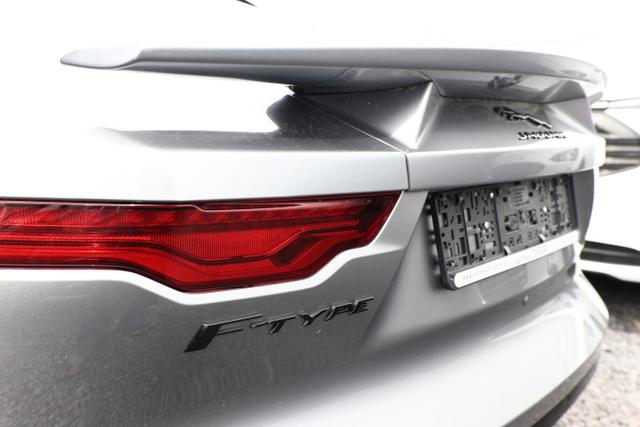 Jaguar F-Type R-DYNAMIC 2.0 P300 R-Dyn DesignP LederP 20Z 