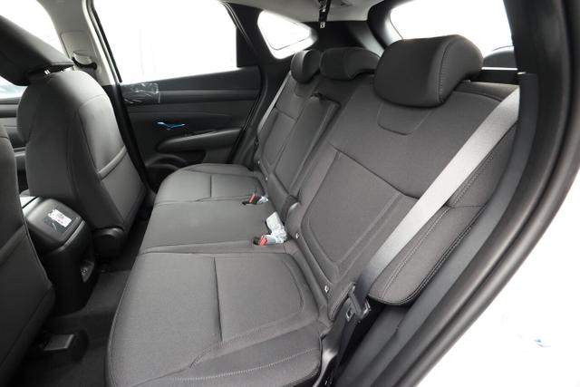 Hyundai TUCSON 1.6 HEV 215 DCT LED Nav Kam PDC Keyl LFA 