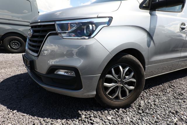 Hyundai H-1 Premium Travel 2.5 CRDI 170 8S Nav. 