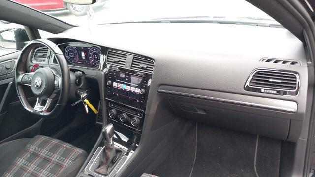 Volkswagen Golf GTI Performance VII 2.0 TSI 245 DSG Nav ACC 