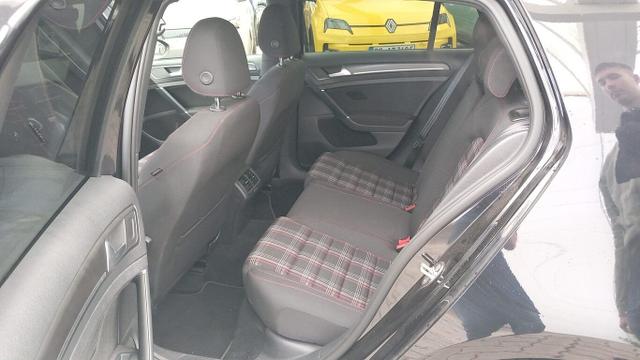 Volkswagen Golf GTI Performance VII 2.0 TSI 245 DSG Nav ACC 