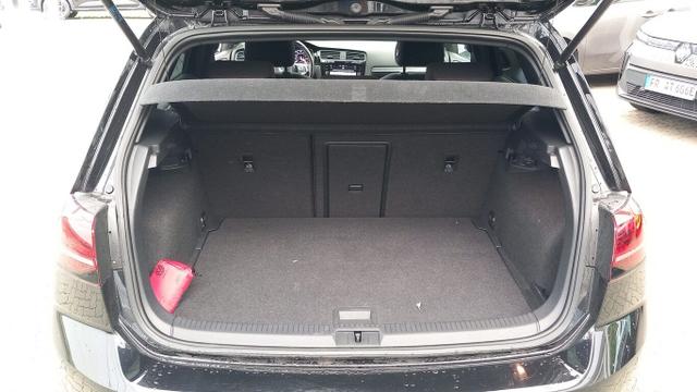 Volkswagen Golf GTI Performance VII 2.0 TSI 245 DSG Nav ACC 