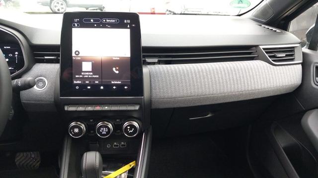 Renault Clio Techno V 1.6 E-TECH Hybrid 145 LED Nav. PDC 