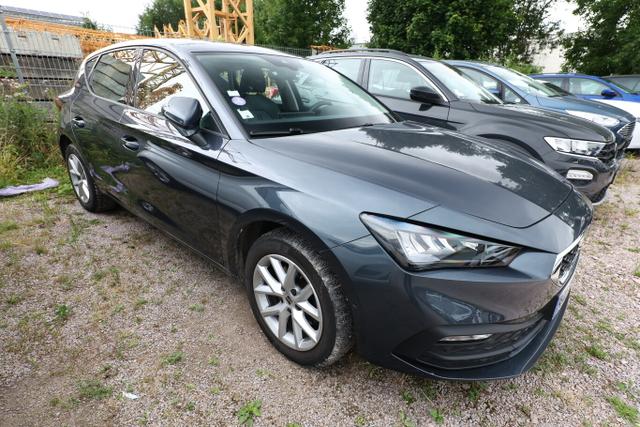 Seat Leon Style 1.5 TSI 130 LED ViCo ParkAs ACC Kessy 