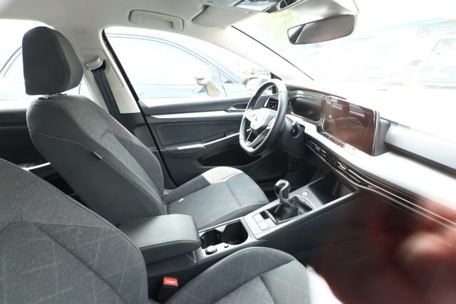 Volkswagen Golf LIFE VIII Variant 1.5 TSI 150 LED AppC SHZ 