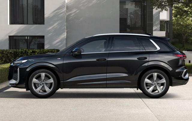Audi Q3 S line TFSI 265 quattro 2xS neuModell Tech+ LED 