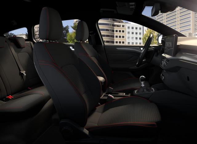 Focus Turnier ST-Line 1.5 EcobBlue 115 A8 SHZ 