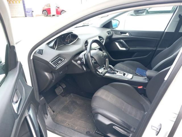 Peugeot 308 SW Allure Business 1.5 BHDi 130 Aut. PanoD 