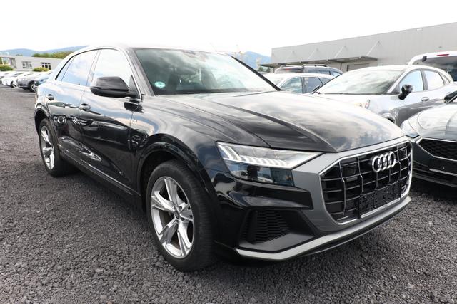 Audi Q8 - 55 TFSI quattro tiptr. S line Sport 21Z Matri
