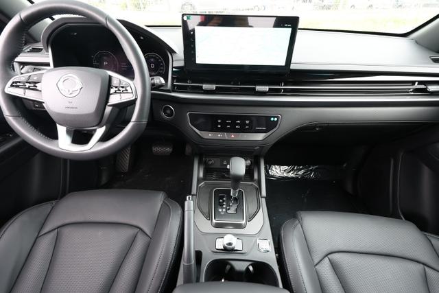 Musso Grand e-XDi 202 Aut AWD LED Nav Leder 