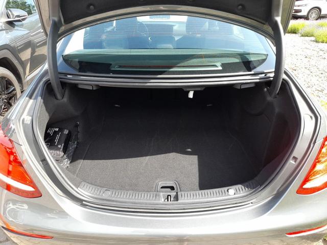 Mercedes-Benz E-Klasse AVANTGARDE E 200 Aut. LED Nav ParkAs SHZ LM17Z 