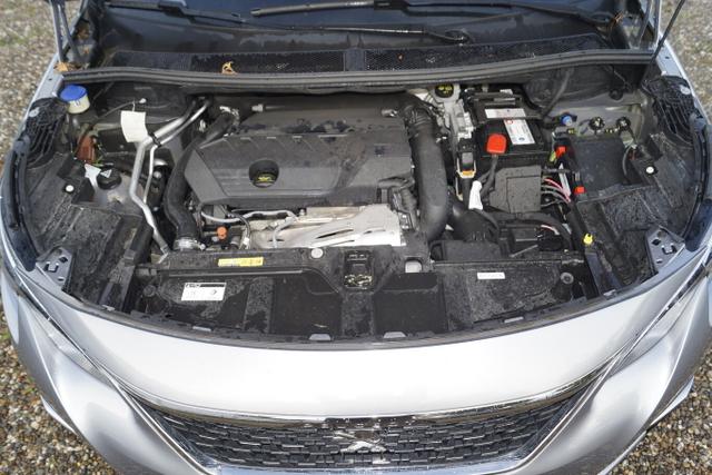 Peugeot 3008 Allure 1.6 PT 180 Aut. LED Nav KeyL eHk Kam 