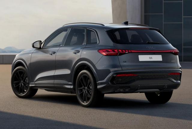 Audi Q5 S line TDI 204 2xS neues Modell Tech 20Z Pano 