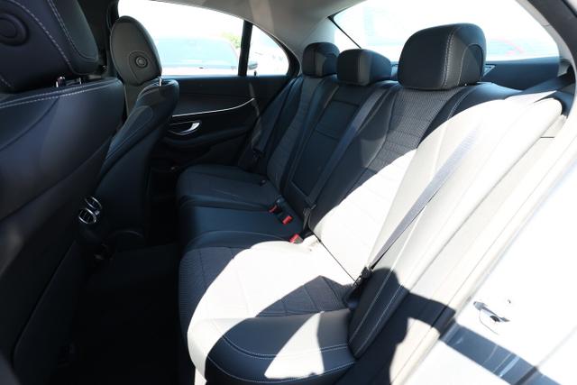 Mercedes-Benz E-Klasse AVANTGARDE E 200 Aut. LED Nav ParkAs SHZ LM17Z 