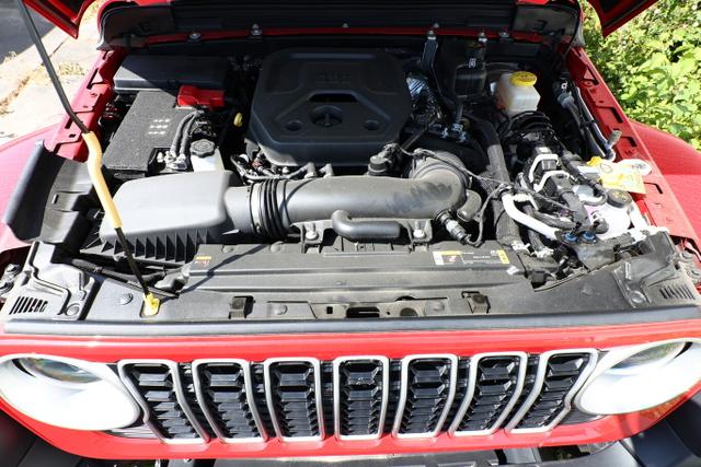 Jeep Wrangler 2.0 T-GDI 272 A8 4x4 Sahara MY24 Alpine 