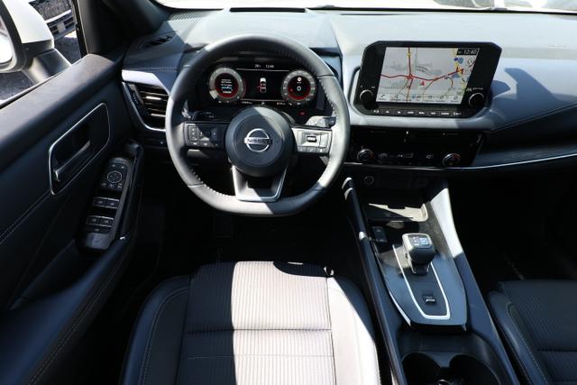 Nissan Qashqai Tekna 1.3 DIG-T 158 X-Tronic Pano Nav 