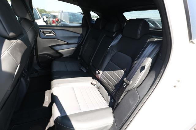 Nissan Qashqai Tekna 1.3 DIG-T 158 X-Tronic Pano Nav 