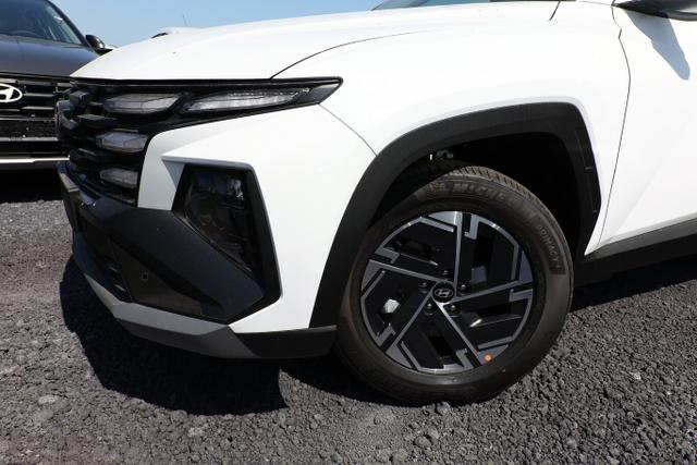 Hyundai TUCSON Select 1.6 CRDi 136 MHEV LED Nav Kam Temp 