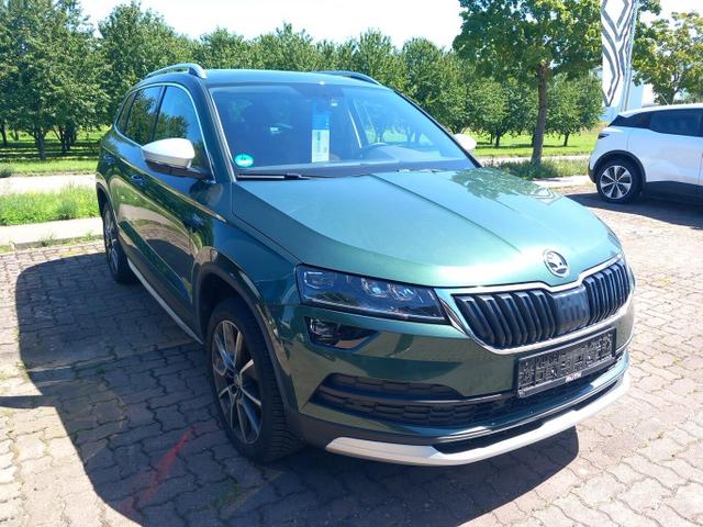 Skoda Karoq Scout 1.5 TSI 150 DSG LED Pano Nav SHZ eHk 