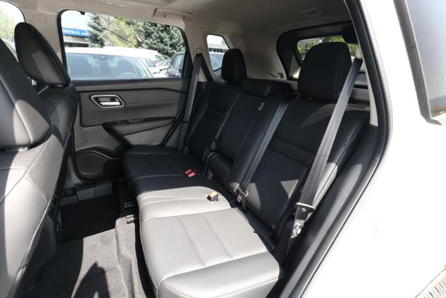 Nissan X-Trail 213 4x4 Tekna Pano BOSE eHK ACC SHZ Memo 