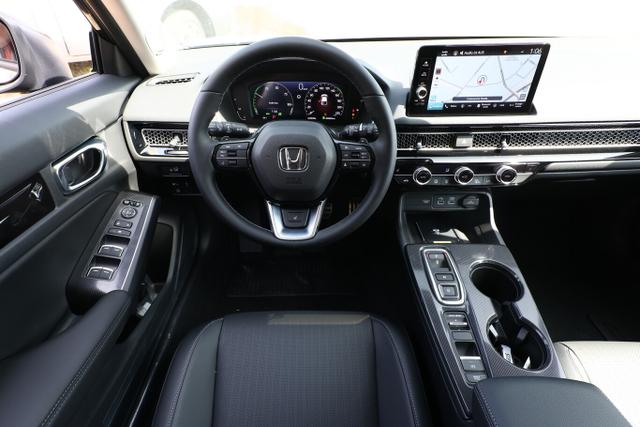 Honda Civic Advance 184 CVT Nav Leder Pano Bose SHZ 