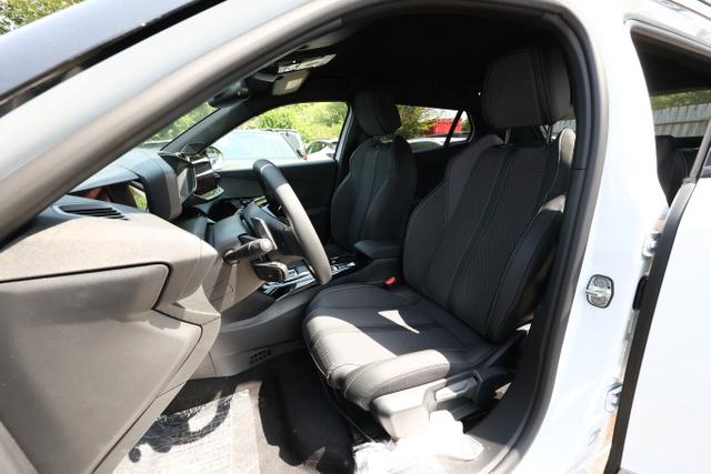 Peugeot 2008 MHEV 145 DSC6 GT 360° ACC Nav KeyL LED BT 