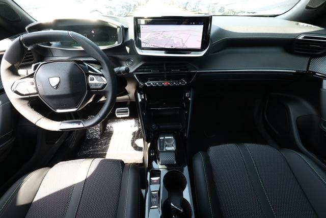 Peugeot 2008 MHEV 145 DSC6 GT 360° ACC Nav KeyL LED BT 