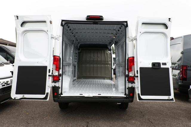 Peugeot Boxer 335 180 EAT8 L3H2 Kam 270° RegenS E-Rad BT 