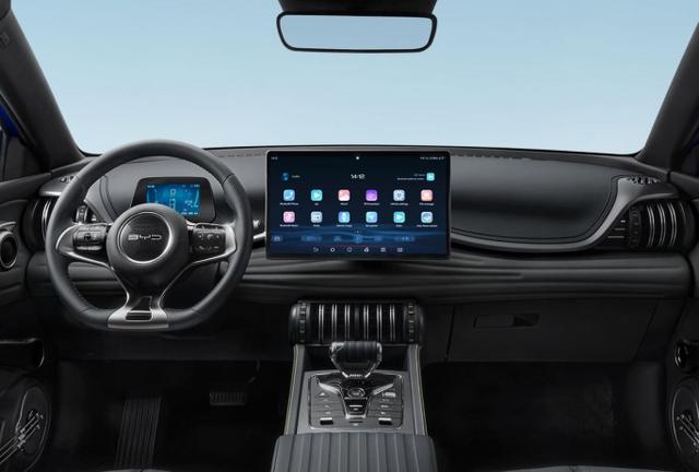 Atto 3 Design Pano Nav 360Kam ACC SHZ eHK Keyl 