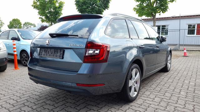 Skoda Octavia Combi Style 1.6 TDI 116 LED Nav LM17Z SmLink 