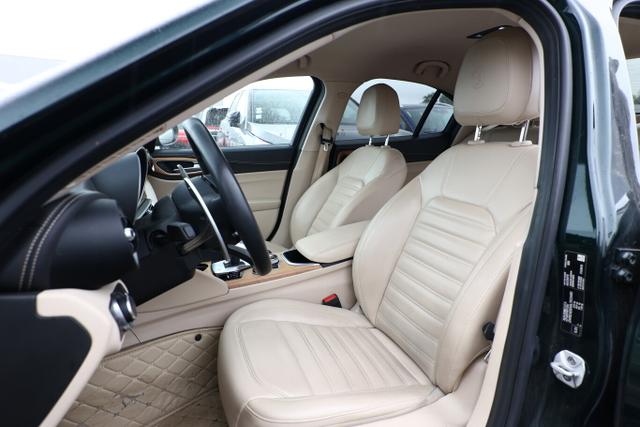 Alfa Romeo Giulia Ti 2.2 Turbo 190 AT8 Leder ACC Nav BiXen 