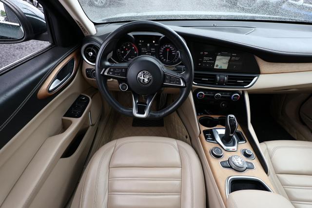 Alfa Romeo Giulia Ti 2.2 Turbo 190 AT8 Leder ACC Nav BiXen 