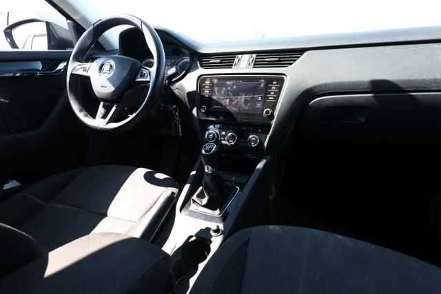 Skoda Octavia Combi Style 1.6 TDI 116 LED Nav LM17Z SmLink 