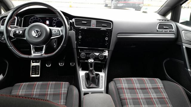 Volkswagen Golf GTI Performance VII 2.0 TSI 245 LED 18Z ACC 