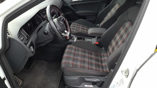 Volkswagen Golf GTI Performance VII 2.0 TSI 245 LED 18Z ACC 