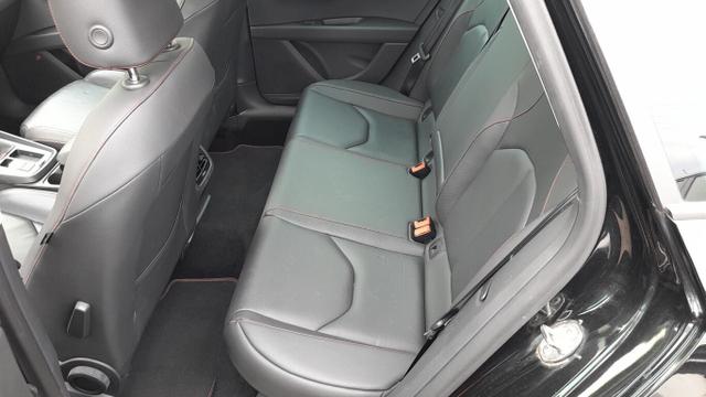 Seat Leon Sportstourer FR ST 2.0 TSI 190 DSG Leder Pano ACC 18Z 