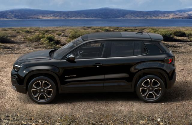 JEEP Avenger Summit 1.2 MHEV 110 DCT Pano Leder Nav 