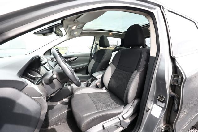 Nissan Qashqai N-WAY 1.3 DIG-T 160 DCT Pano Nav PDC Kam 
